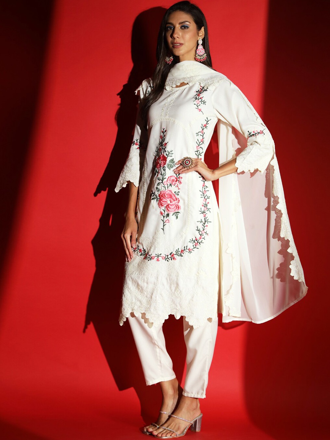 

Navlik Floral Embroidered Round Neck Kurta With Trousers & Dupatta, Off white