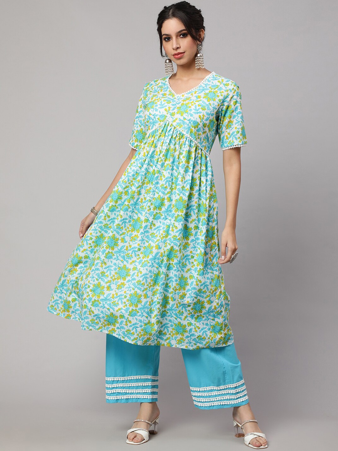

SAK JAIPUR Floral Printed Empire Pure Cotton Kurta With Palazzos, Sea green