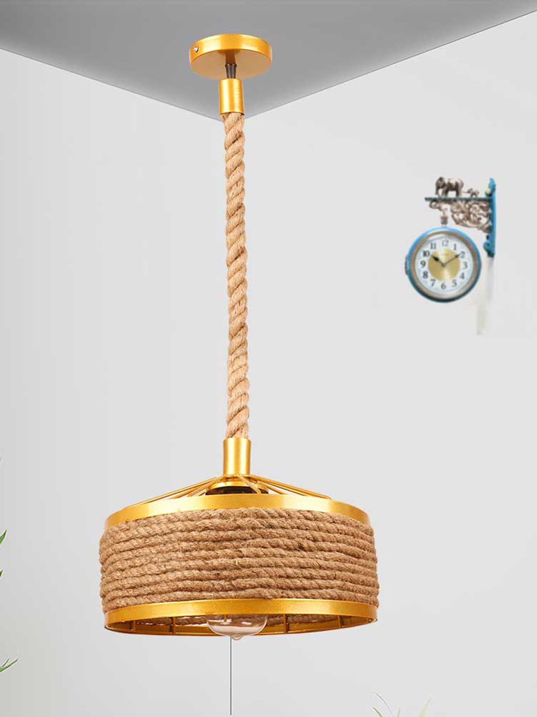 

Home Craft Theme Gold Toned & Brown Cylinder Pendant Hanging Ceiling Lamp