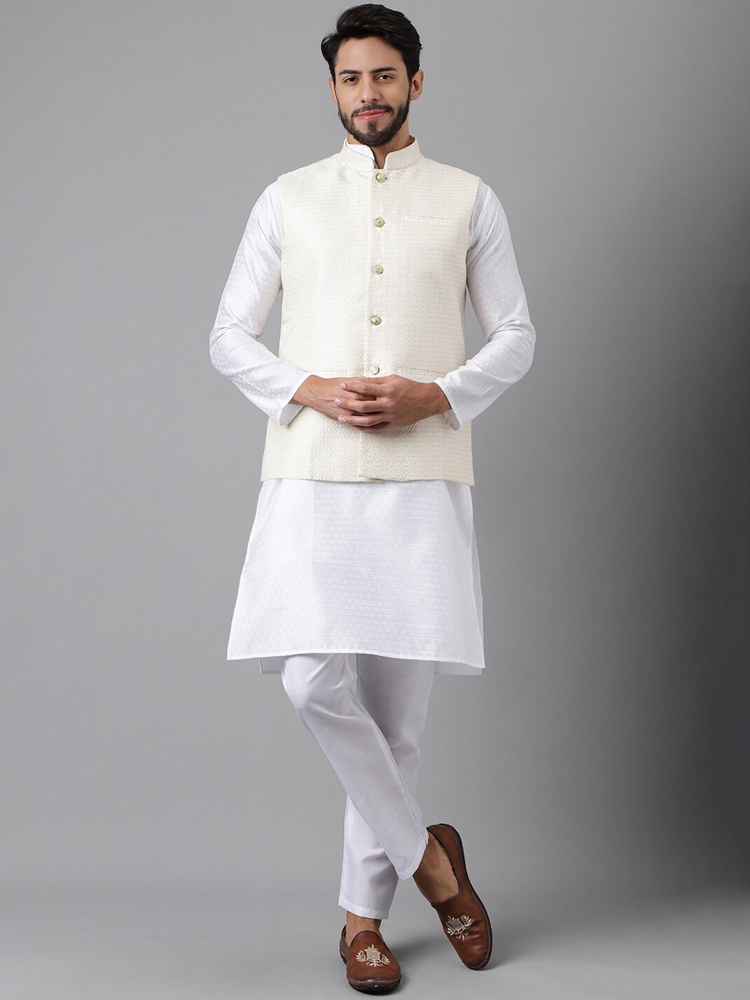 

SHADOW & SAINING Ethnic Motifs Woven Design Straight Kurta with Pyjamas & & Nehru Jacket, Beige