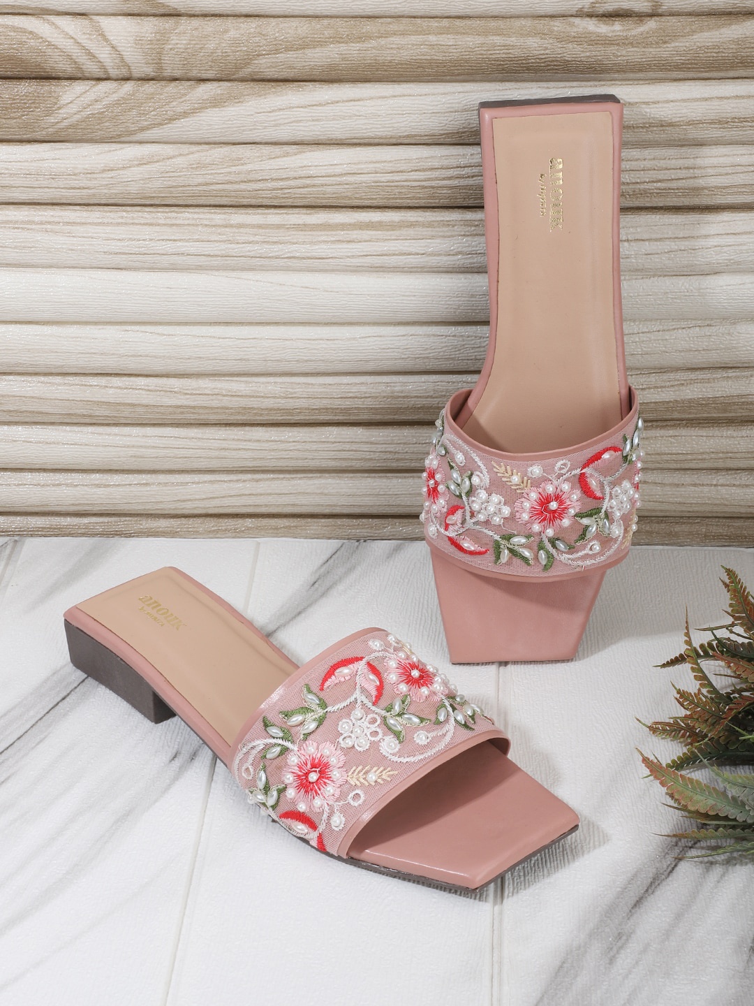 

Anouk Pink & White Embroidered Open Toe Flats