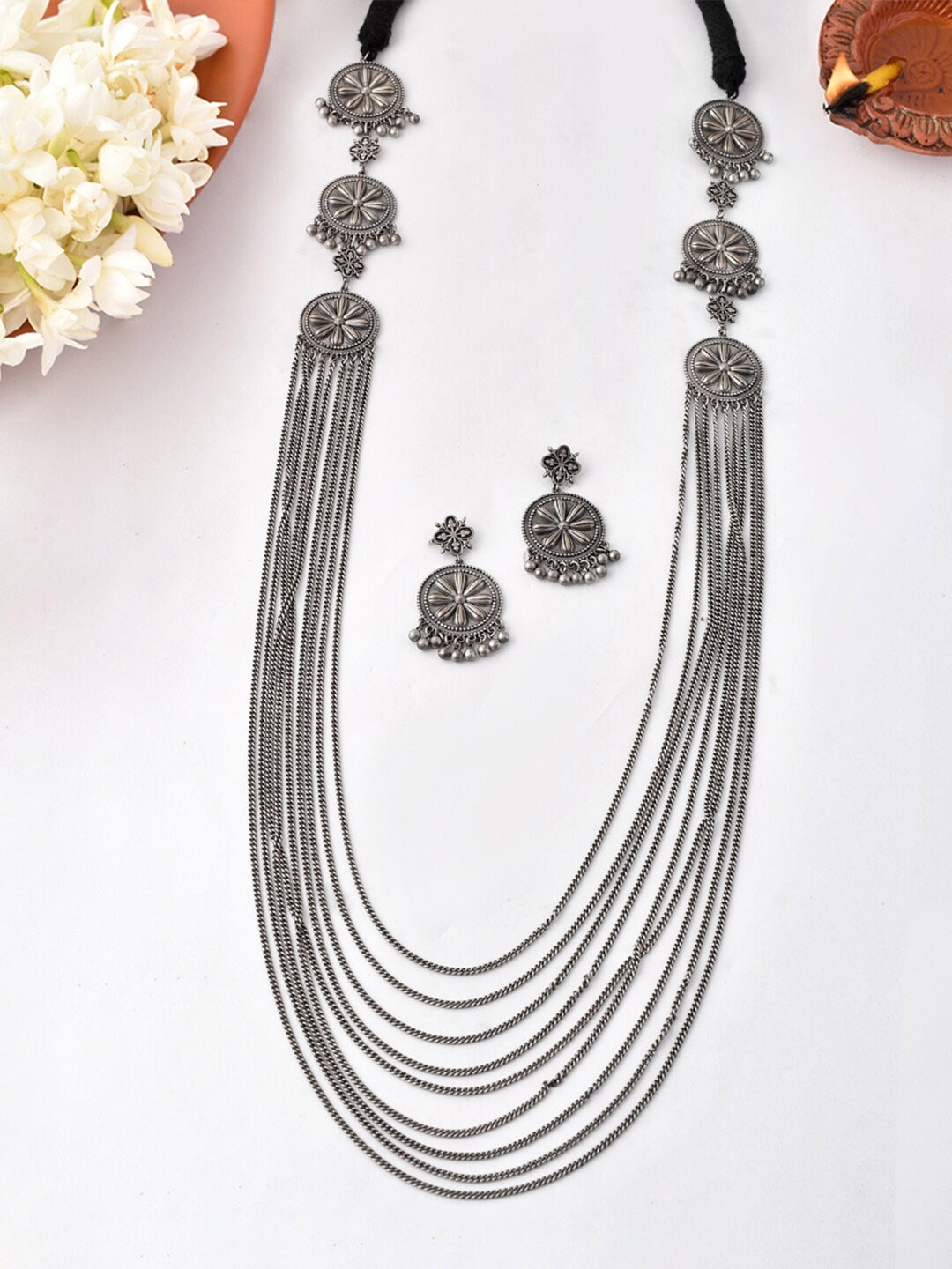 

Voylla Nrityotsava Long Drop Sliver-Plated Jewellery Set, Silver