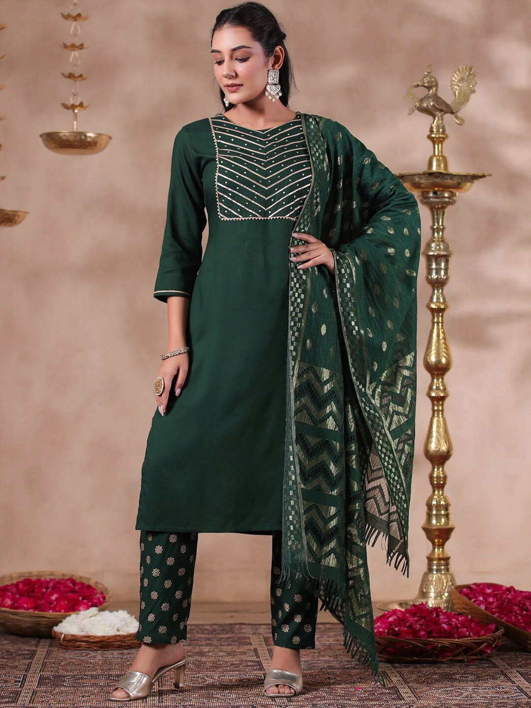 

Ishin Ethnic Motifs Yoke Design Regular Gotta Patti Kurta With Trousers & Dupatta, Green