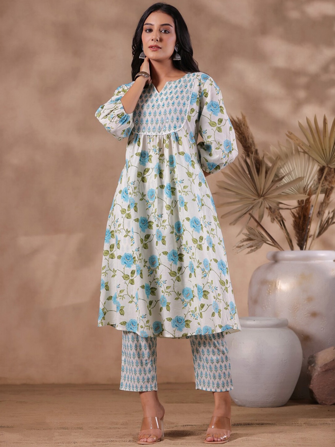 

Ishin Floral Printed Pure Cotton Kurta with Trousers, Blue