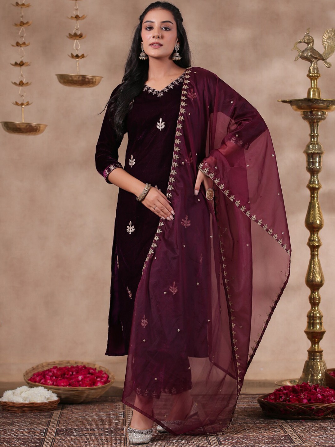 

Ishin Ethnic Motifs Embroidered Thread Work Velvet Kurta & Trousers With Dupatta, Purple