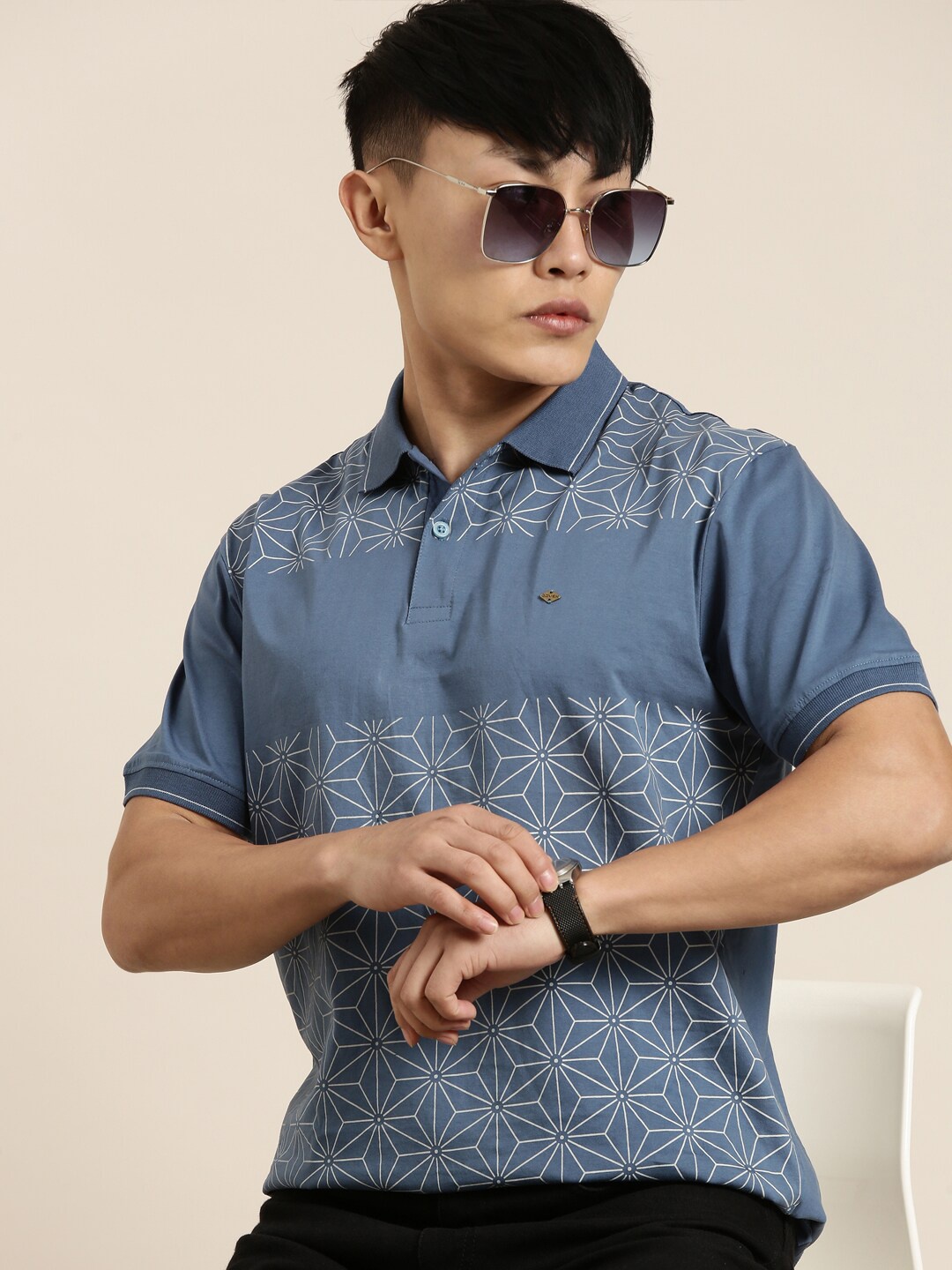 

Joven Geometric Printed Polo Collar Cotton T-shirt, Blue