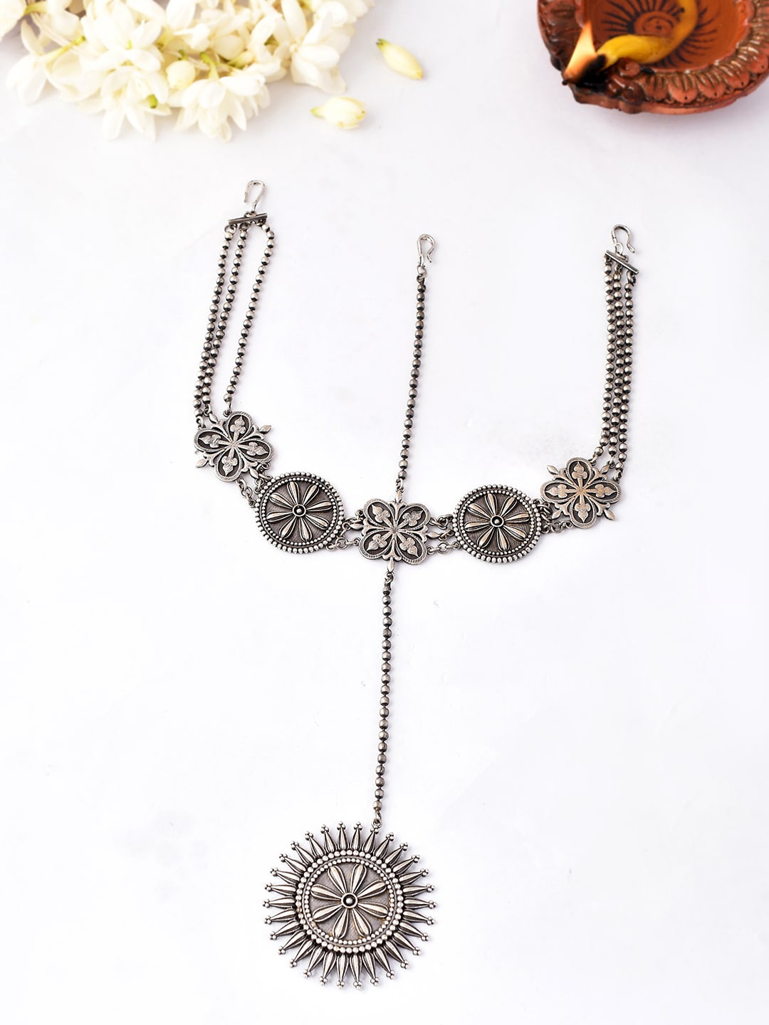 

Voylla Silver-Plated Nrityotsava Old-School Traditional Statement Maang Tika