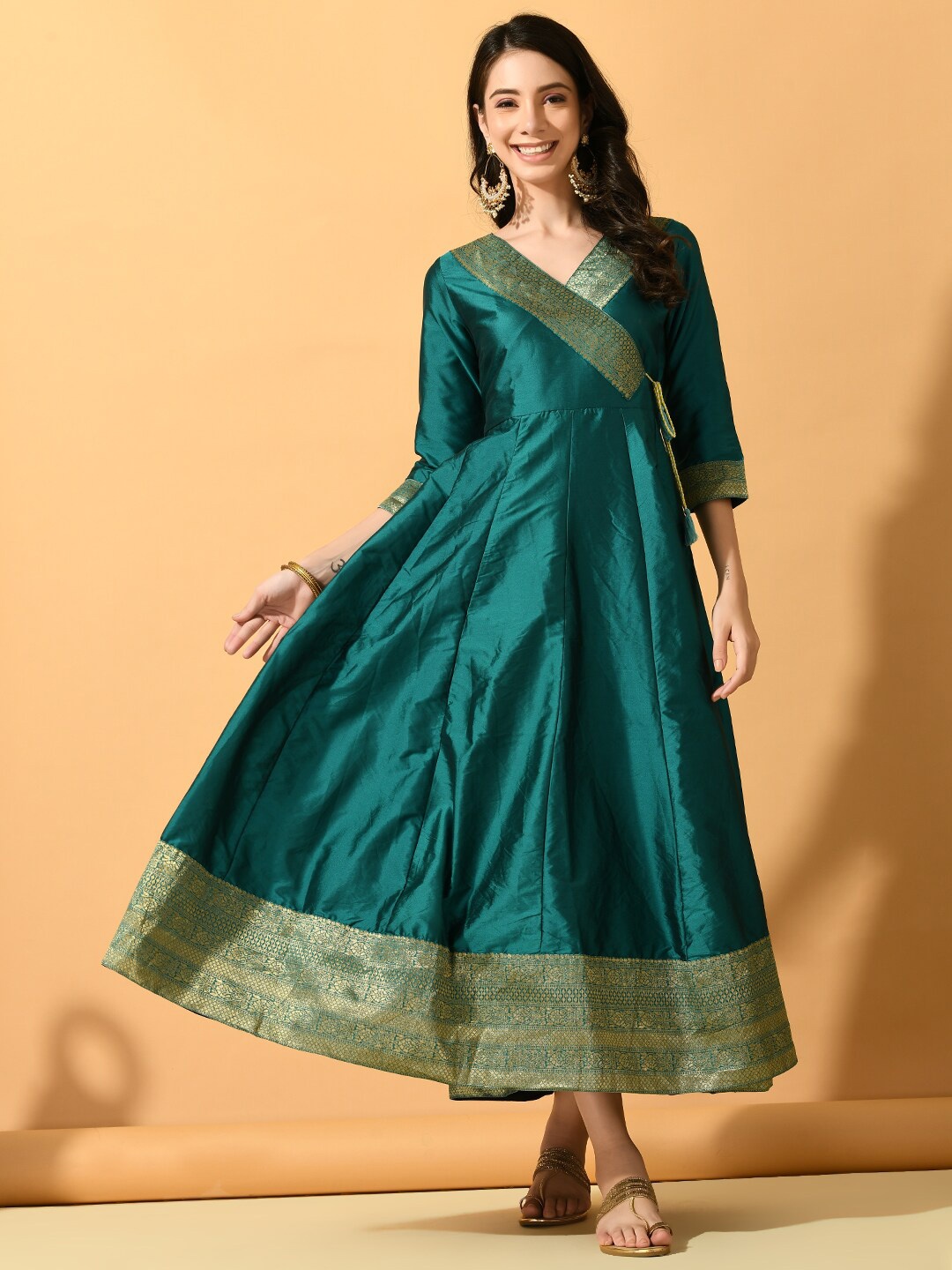 

Sangria Anarkali Angrakha Kurta, Green