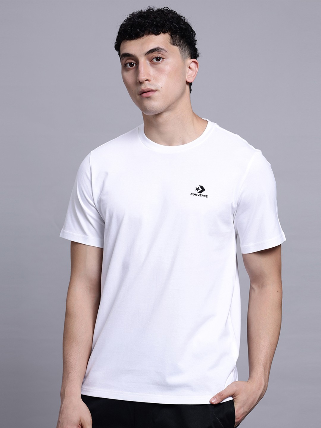 

Converse Unisex Go-To Embroidered Star Chevron Standard Fit T-Shirt, White