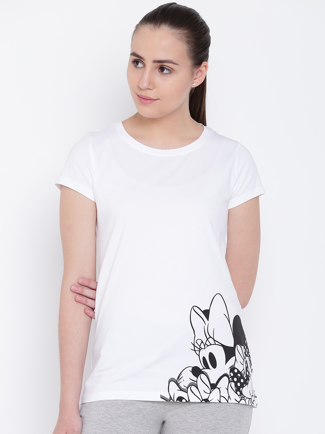 

Ginger by Lifestyle White Solid Lounge T-shirt GNNS18