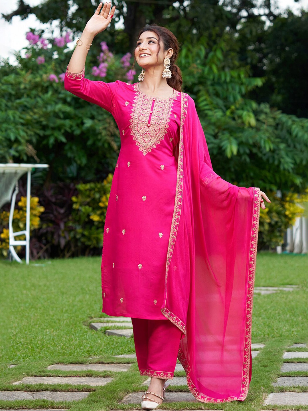 

Indo Era Floral Embroidered Thread Work Kurta with Trousers & Dupatta, Pink
