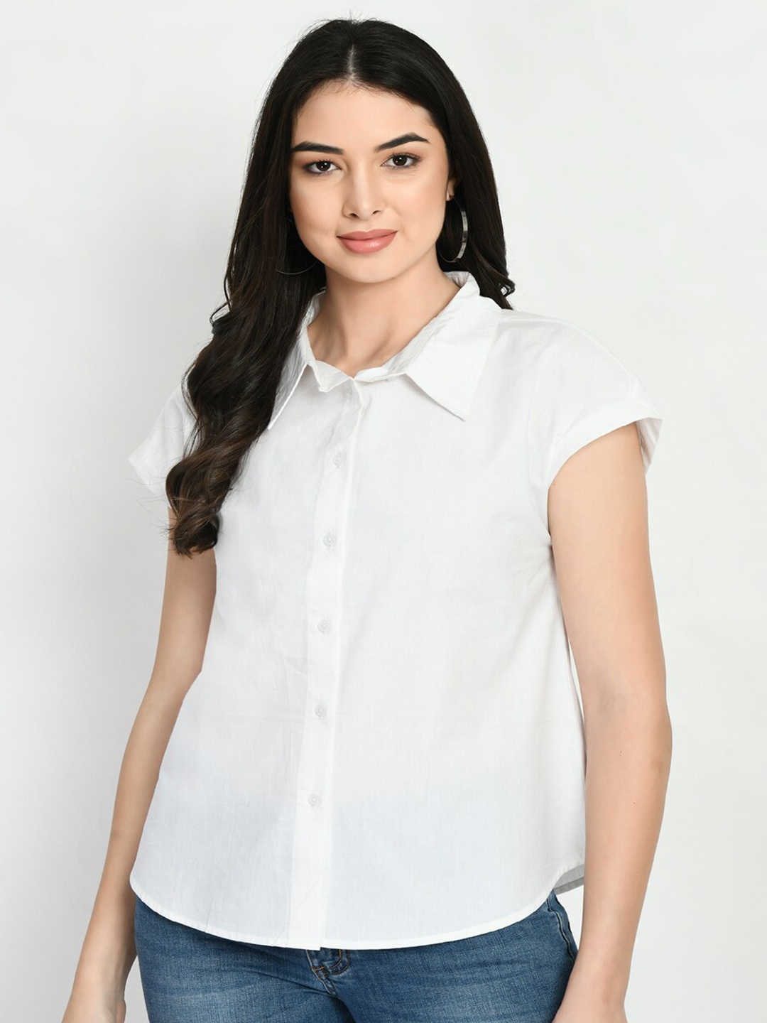 

DressBerry White Spread Collar Cotton Casual Shirt