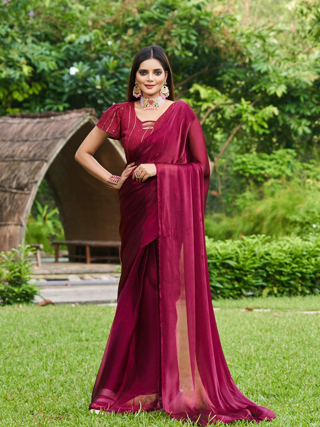 

Mitera Plain Organza Ready to Wear Saree, Magenta