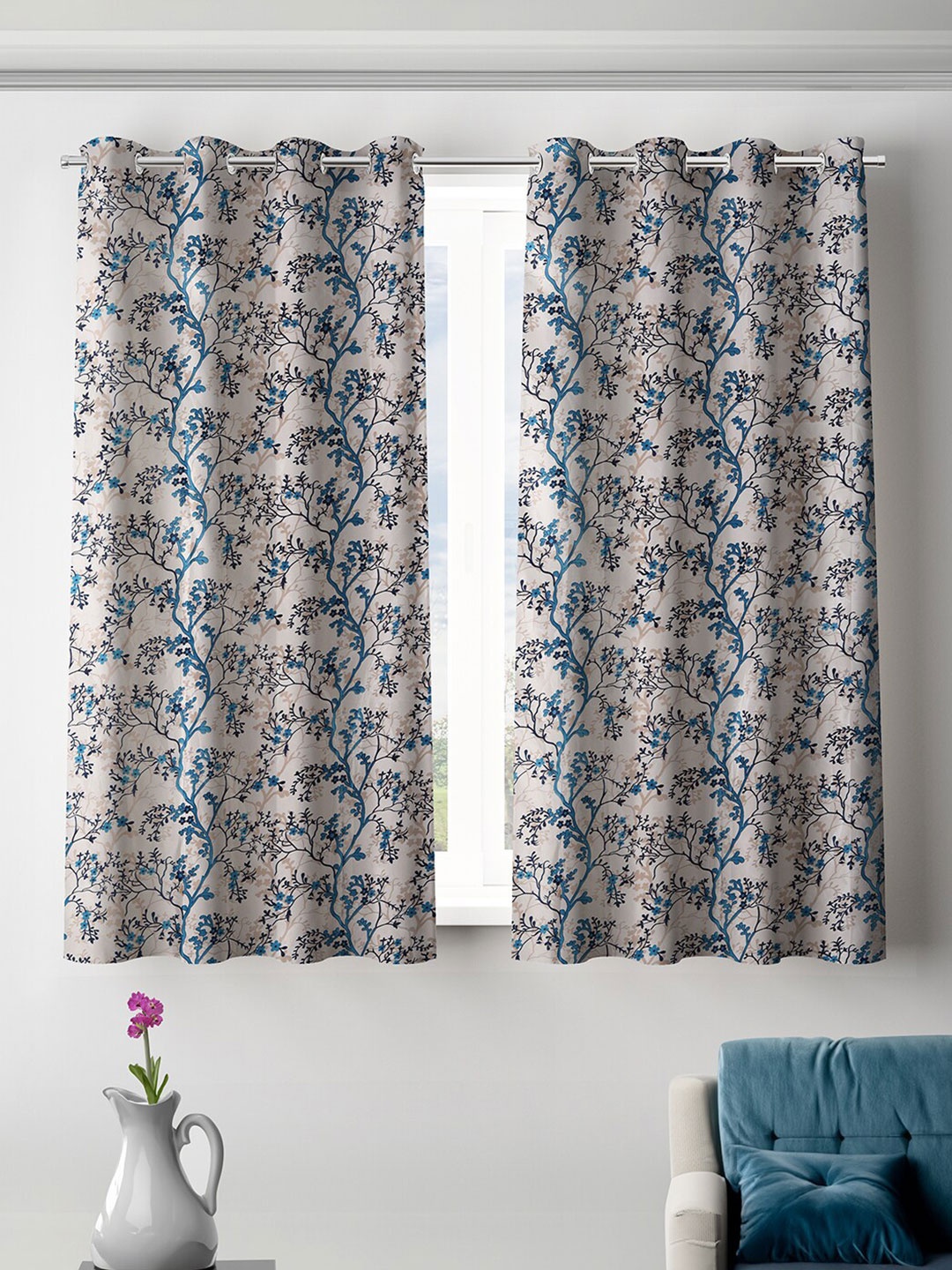 

ROMEE Blue & White 2 Pieces Floral Room Darkening Window Curtains