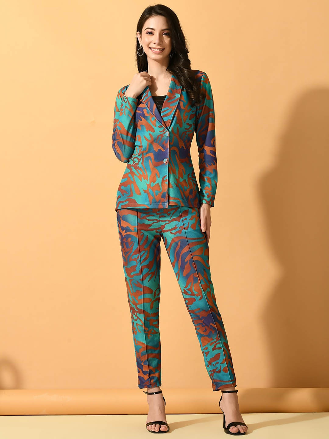 

DressBerry Abstract Printed Shawl Collar Single Breasted Blazer, Brown