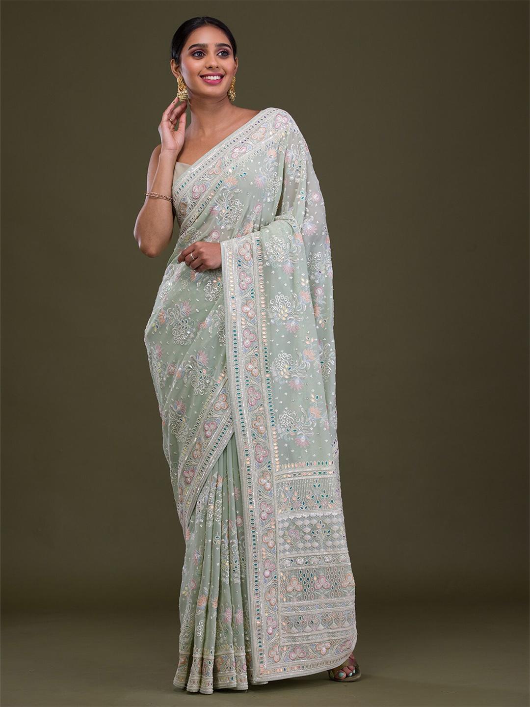 Koskii Floral Embroidered Saree, Green