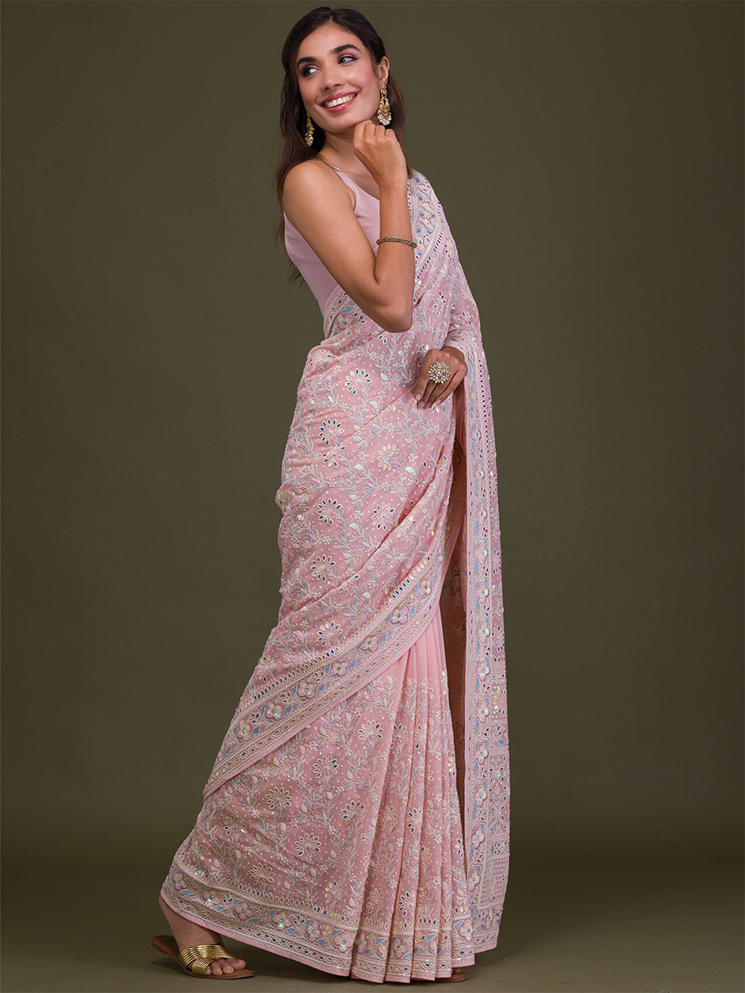 

Koskii Floral Embroidered Sequinned Saree, Pink