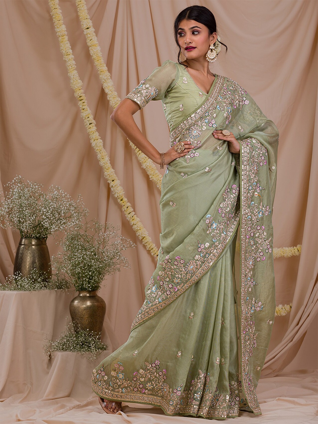 

Koskii Floral Embroidered Beads and Stones Supernet Saree, Green