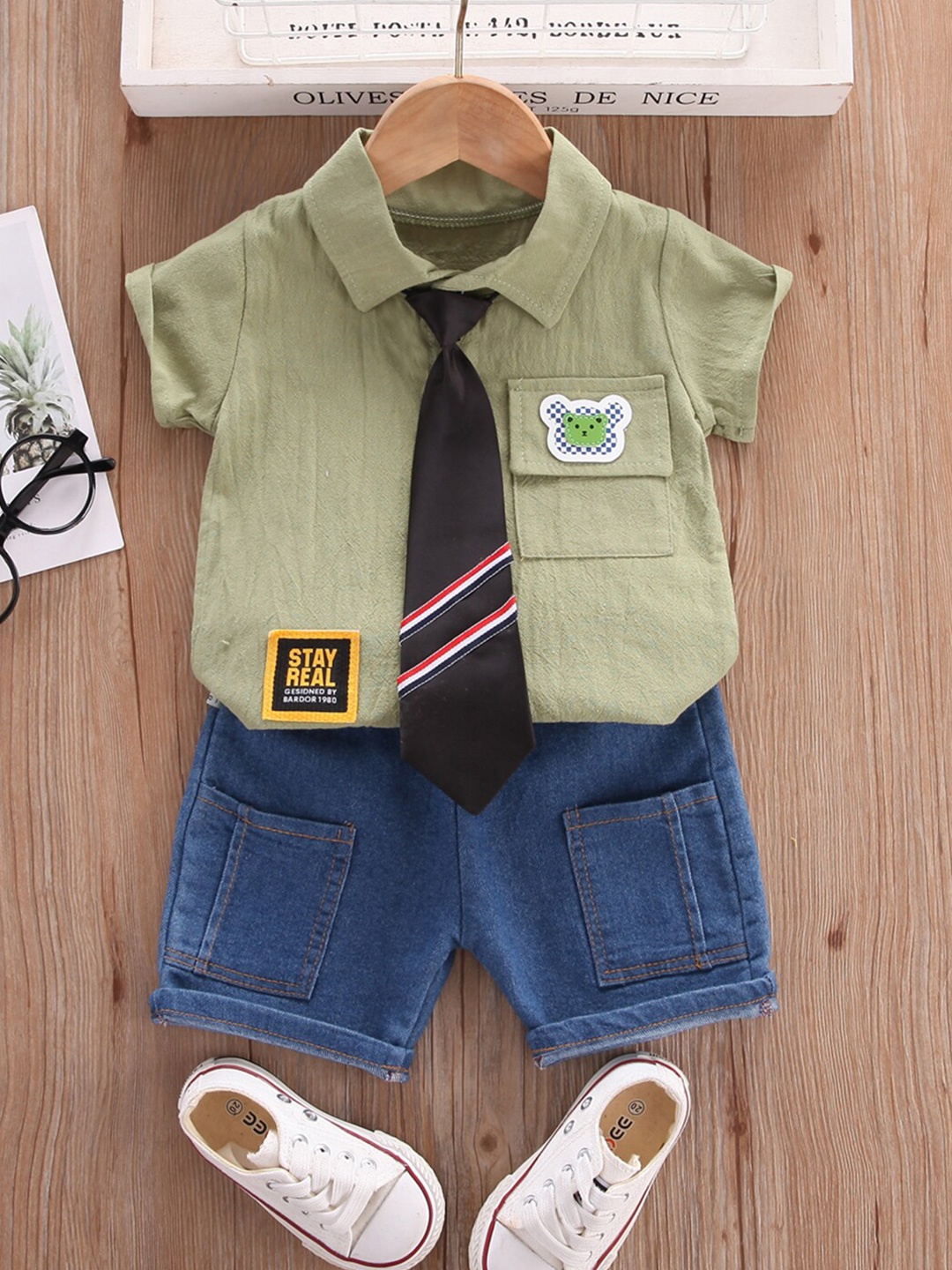 

Bold N Elegant Boys Shirt with Shorts, Green