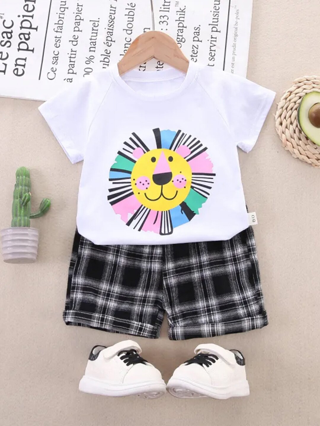 

Bold N Elegant Kids Printed T-shirt with Shorts, White