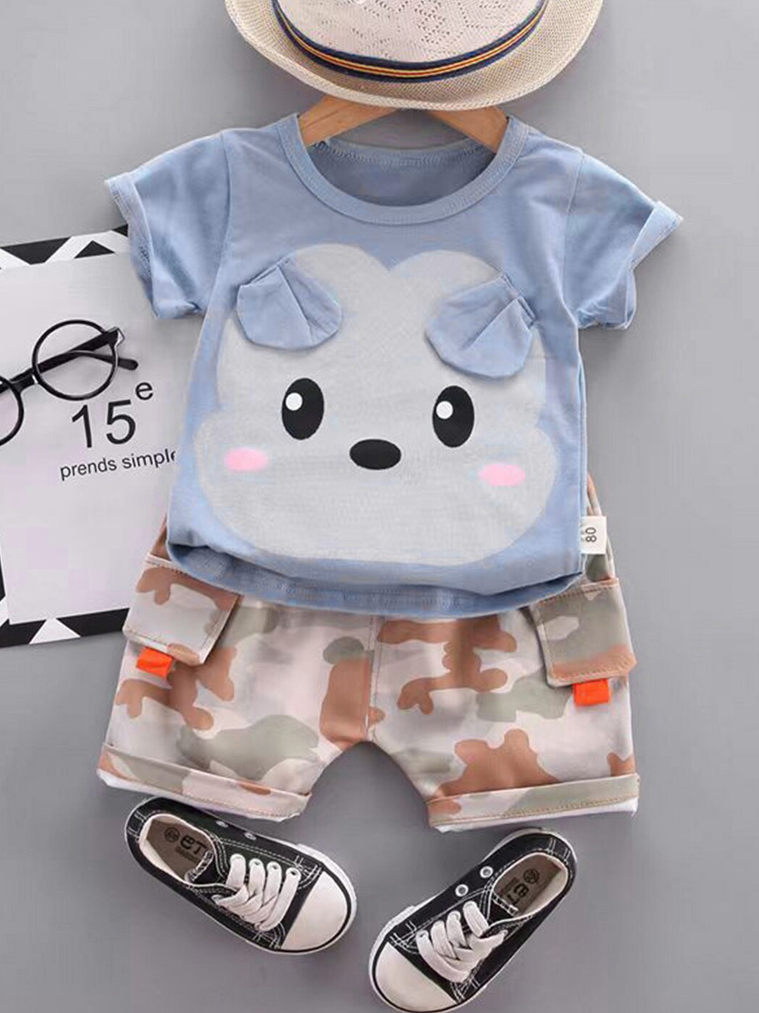 

Bold N Elegant Kids Printed Pure Cotton T-shirt with Shorts, Grey