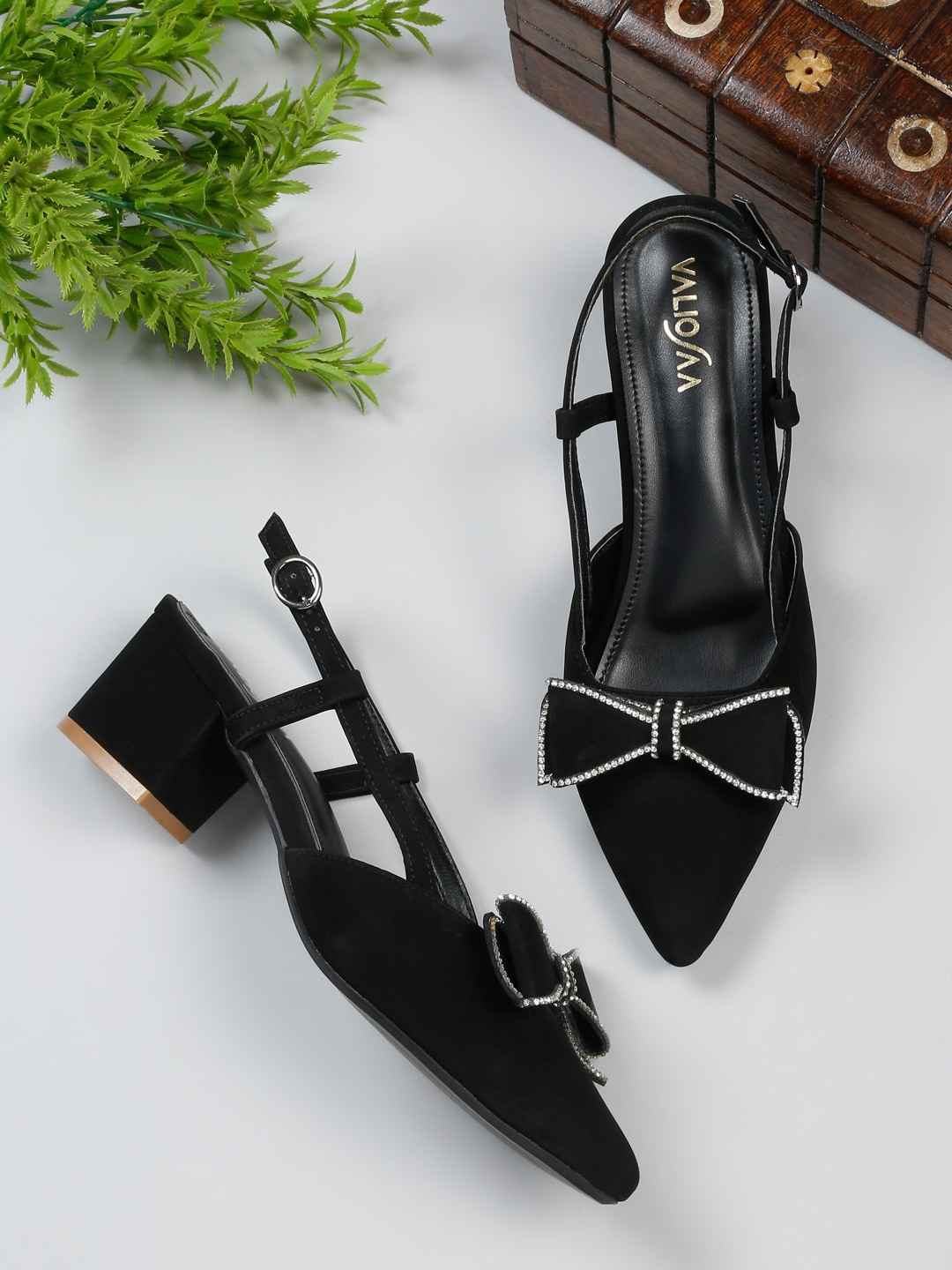 

VALIOSAA Block Mules with Bows, Black