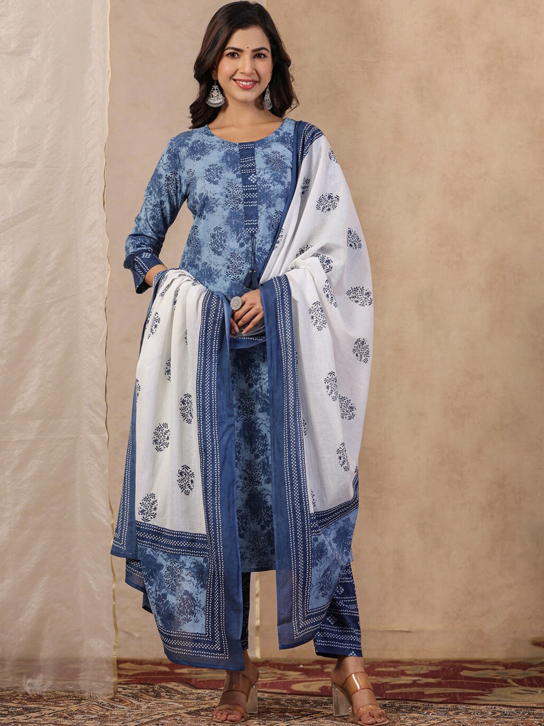 

RangDeep Ethnic Motifs Printed Regular Pure Cotton Kurta With Trousers & Dupatta, Blue