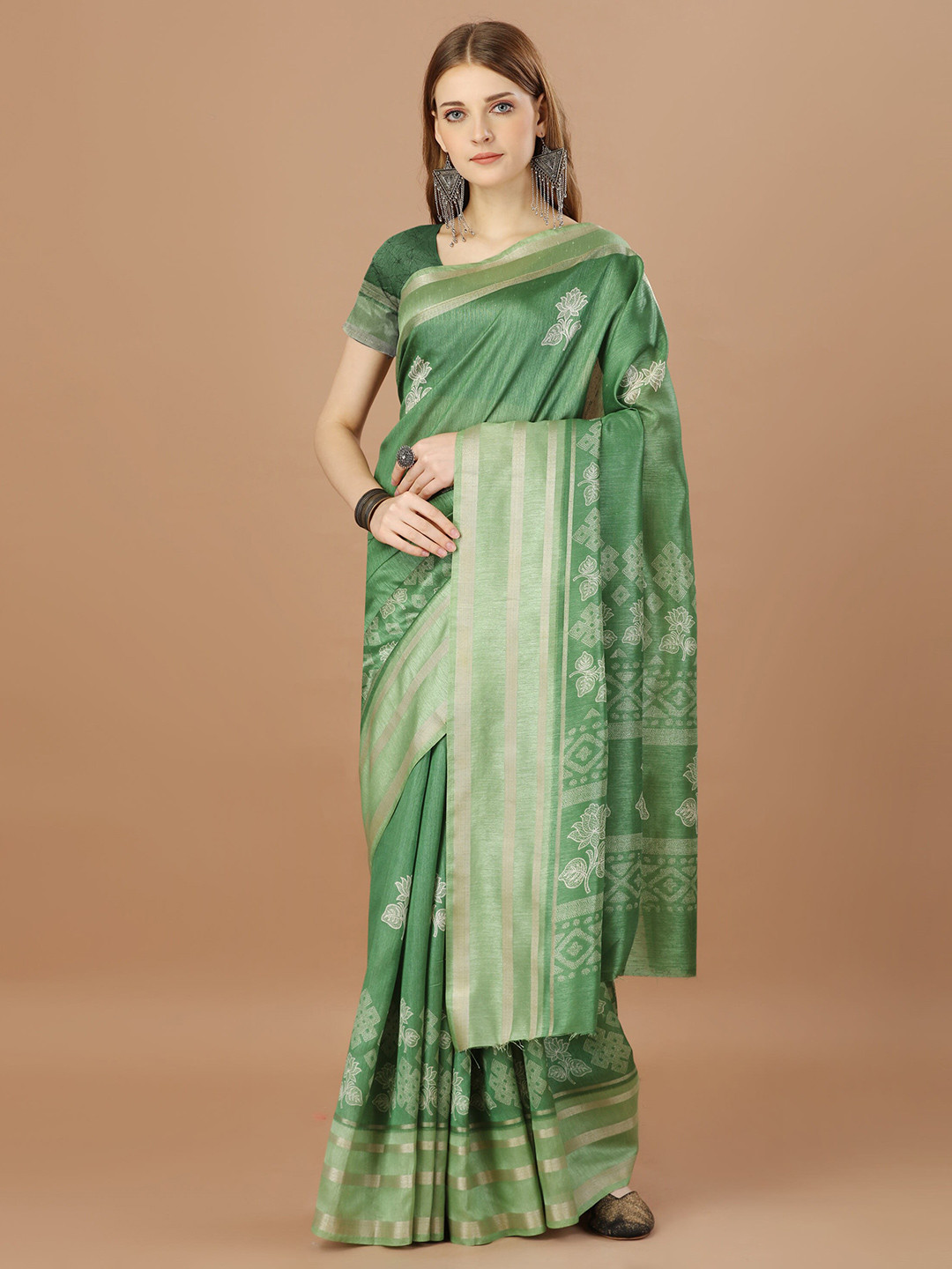

Mitera Ethnic Motifs Woven Design Zari Pure Silk Saree, Green