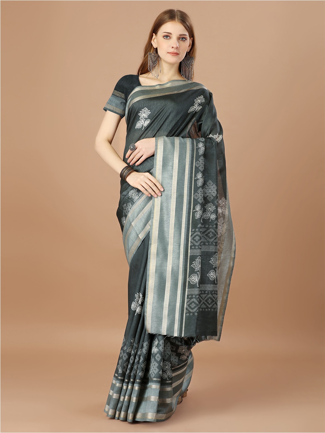 

Mitera Ethnic Motifs Woven Design Zari Pure Silk Saree, Grey