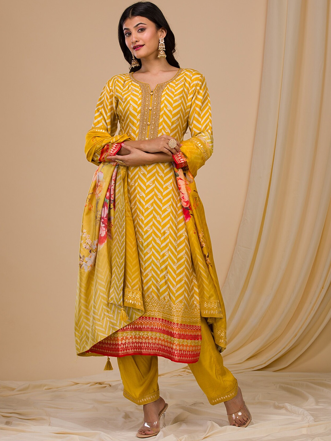 

Koskii Chevron Printed Zari Kurta with Trousers & Dupatta, Mustard