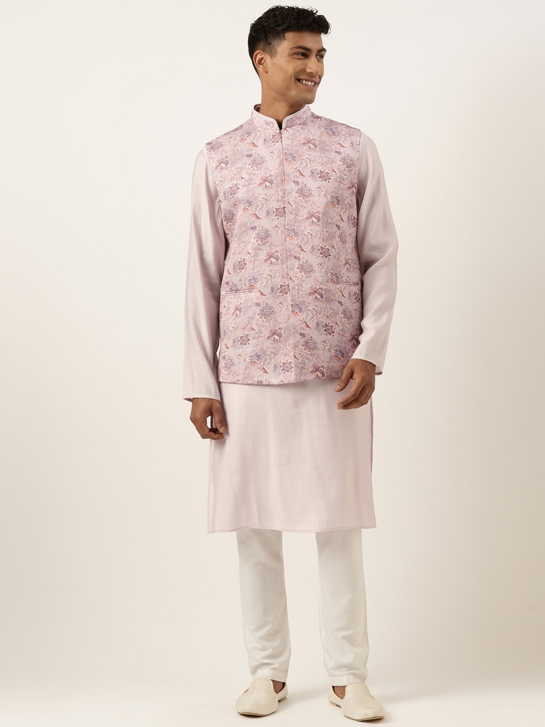 

TheEthnic.Co Mandarin Collar Regular Straight Kurta & Pyjamas With Nehru jacket, Purple
