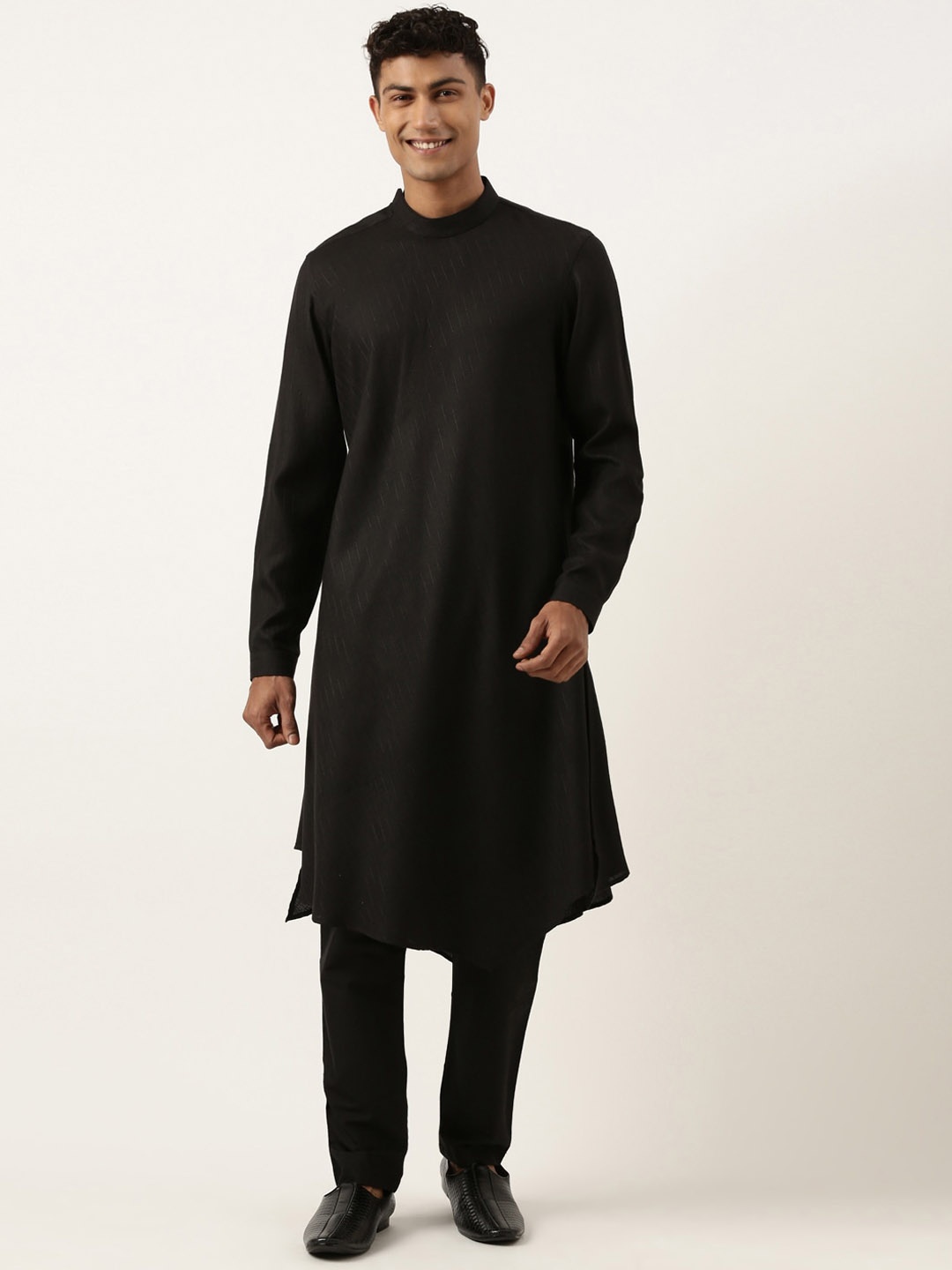 

TheEthnic.Co Striped Band Collar Thread Work Pure Cotton Asymmetric Kurta & Pyjamas, Black