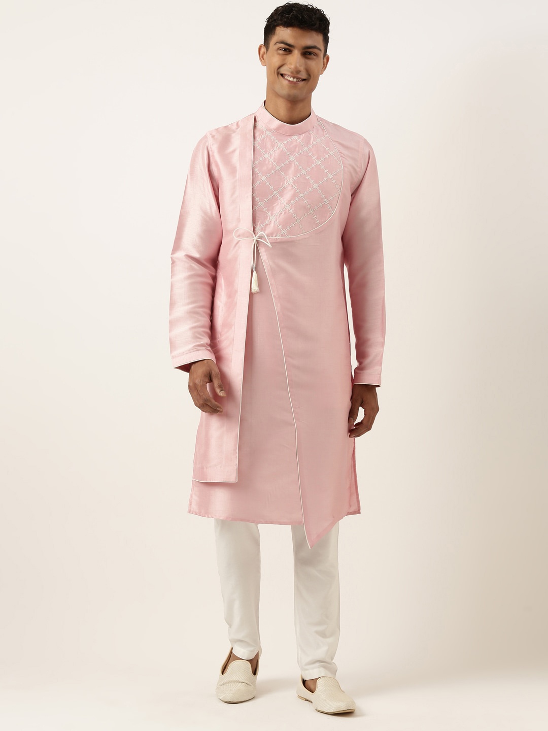 

TheEthnic.Co Men Yoke Design Thread Work Art Silk Regular Kurta with Pyjamas, Pink