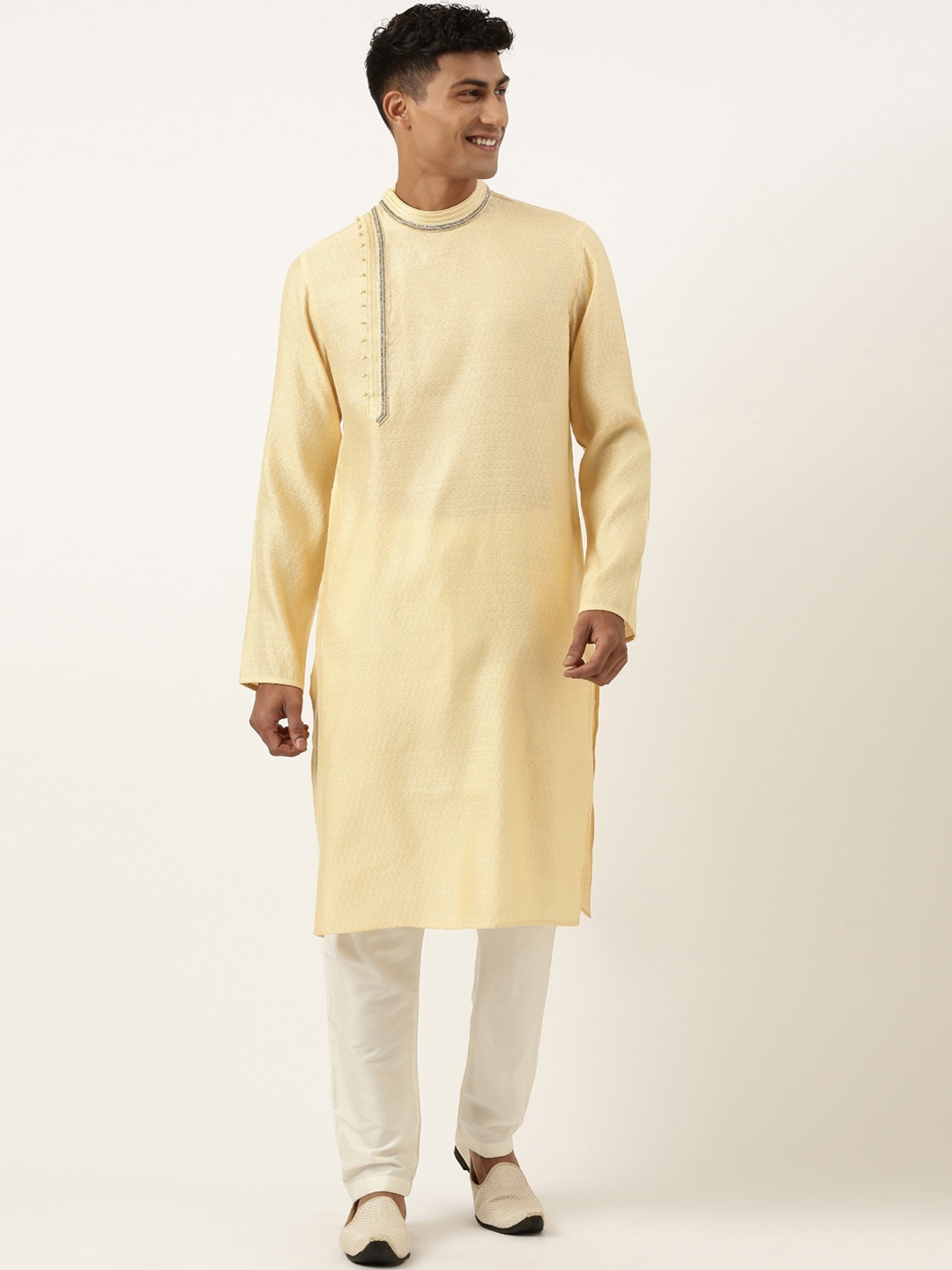 

TheEthnic.Co Floral Embroidered Regular Kurta with Pyjamas, Yellow