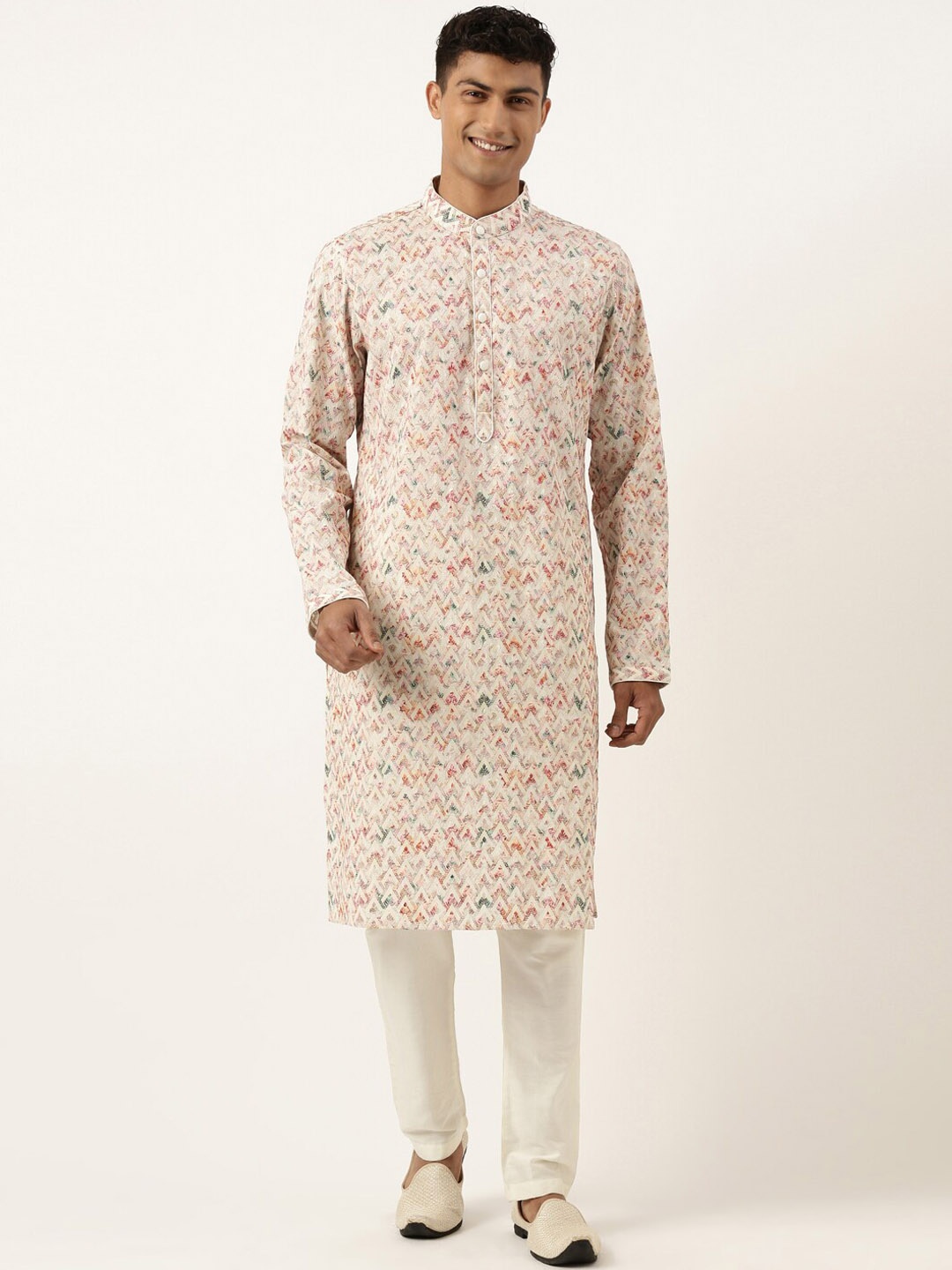 

TheEthnic.Co Floral Embroidered Regular Kurta with Pyjamas, Cream