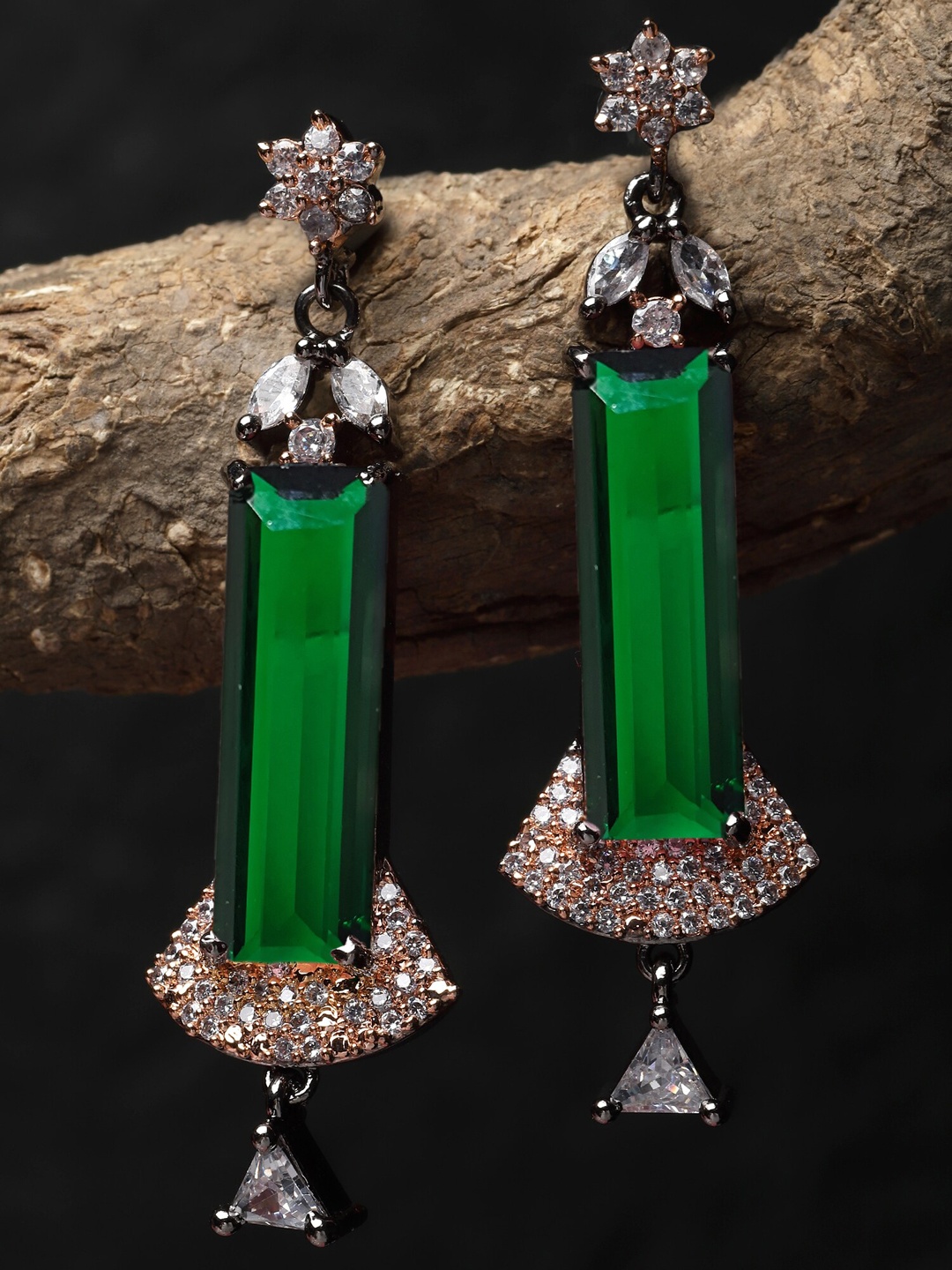 

KARATCART Contemporary Drop Earrings, Green