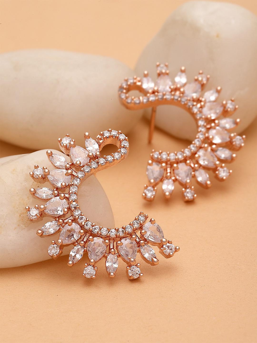 

KARATCART Rose Gold-Plated Cubic-Zirconia Contemporary Studs Earrings