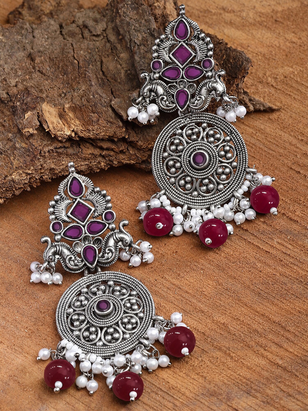 

KARATCART Silver-Plated Kundan-Studded Contemporary Drop Earrings