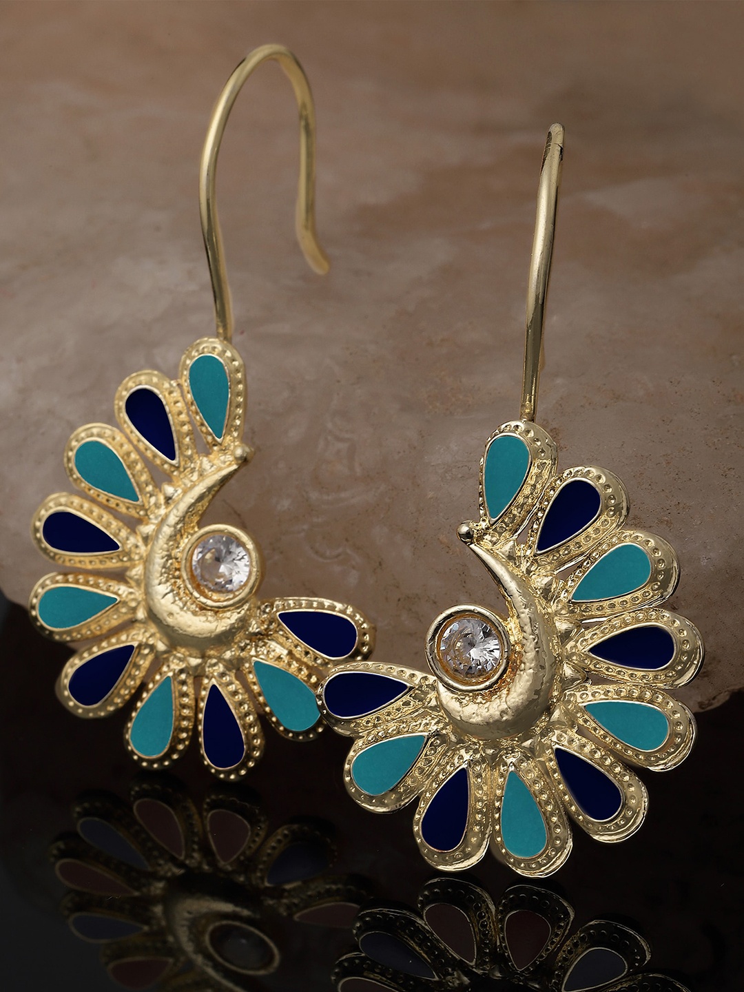 

KARATCART Gold-Plated Contemporary Drop Earrings