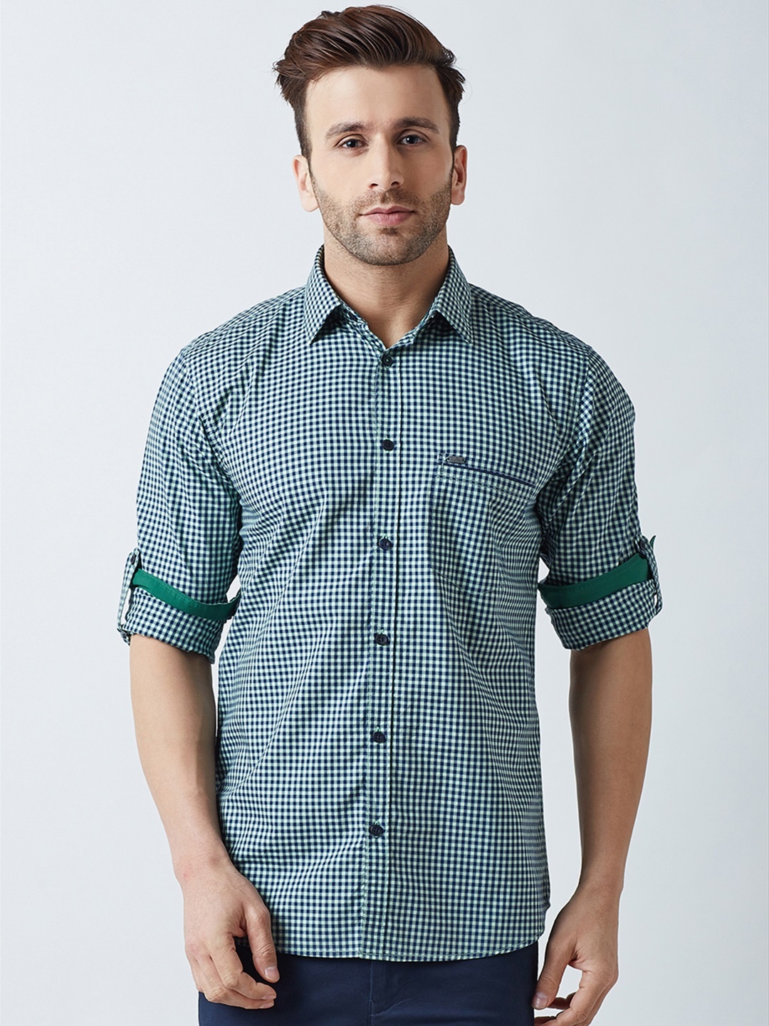 

Crimsoune Club Men Grey & Green Slim Fit Checked Casual Shirt