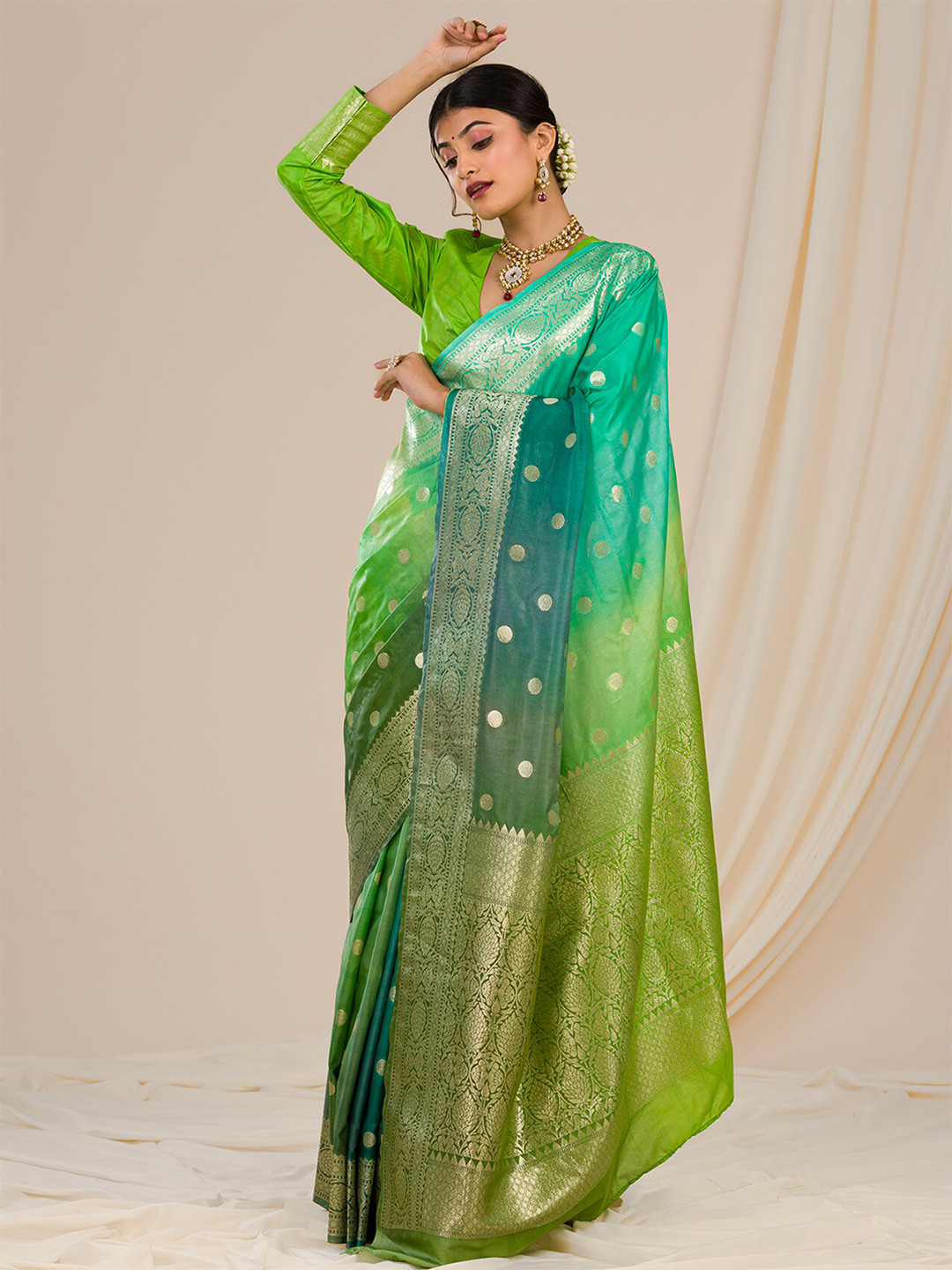 

Koskii Woven Design ZariSaree, Green