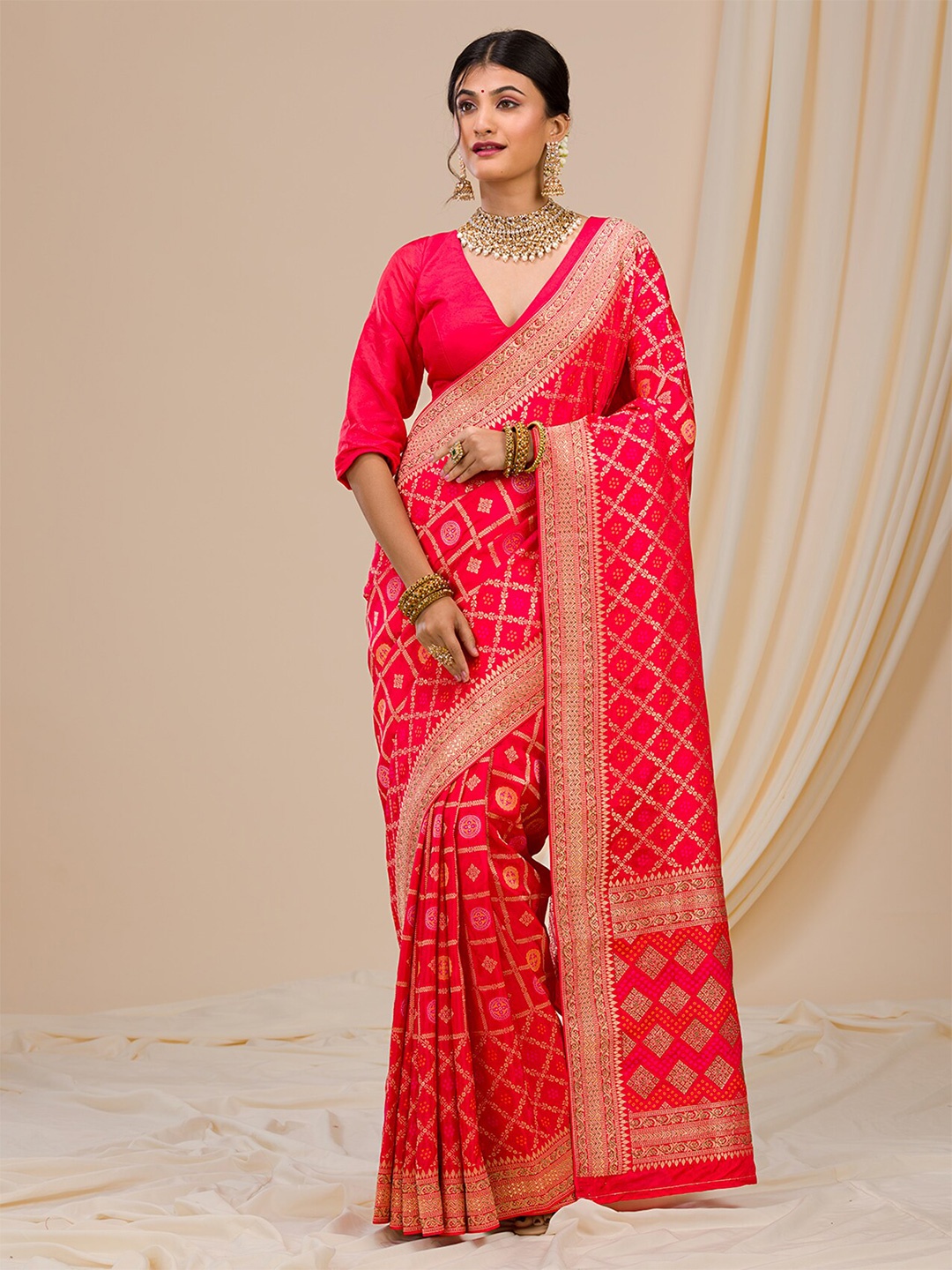 

Koskii Woven Design Zari Banarasi Saree, Red