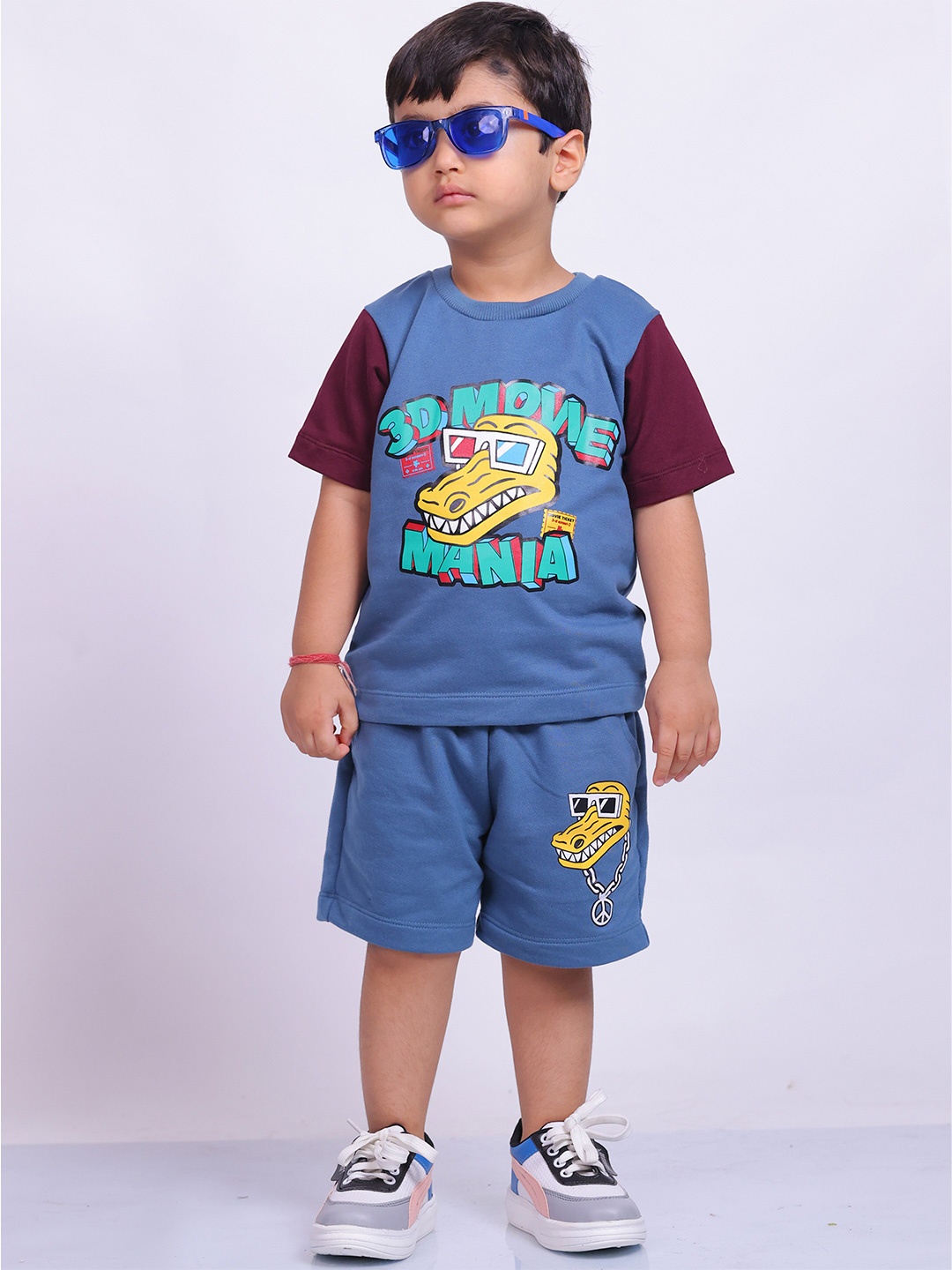 

Little Carrot Boys Graphic Printed T-shirt with Shorts, Teal