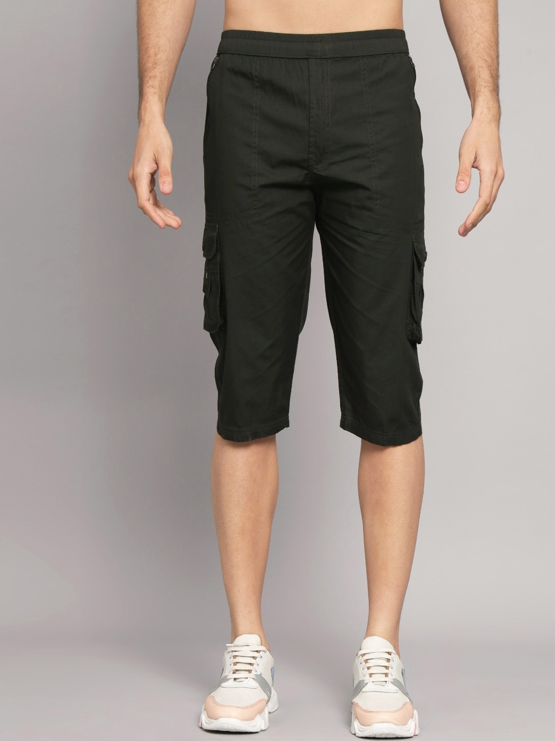 

STUDIO NEXX Men Mid-Rise Loose Fit Below Knee Pure Cotton Cargo Shorts, Green