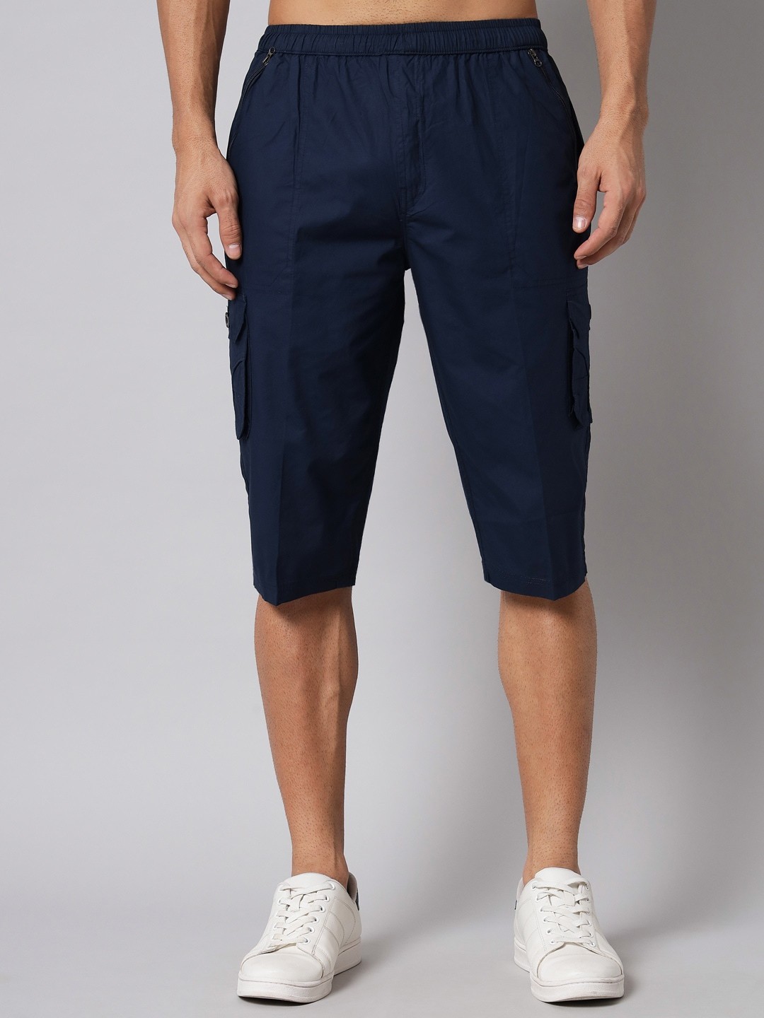 

STUDIO NEXX Men Mid-Rise Loose Fit Pure Cotton Cargo Shorts, Navy blue