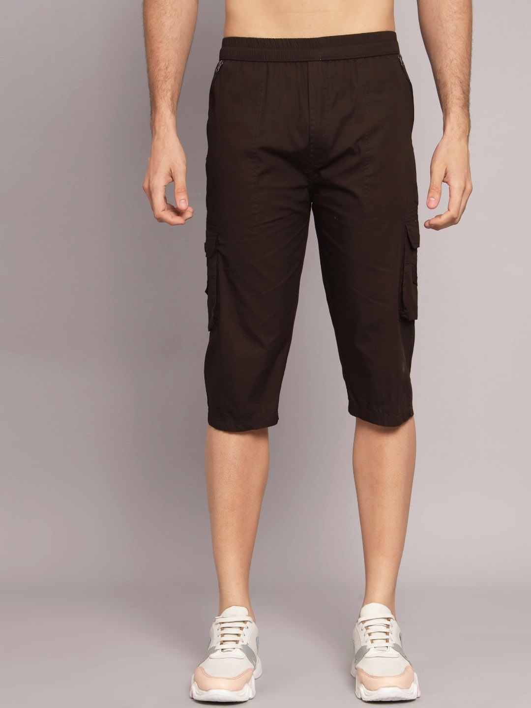 

STUDIO NEXX Men Mid-Rise Loose Fit Pure Cotton Cargo Shorts, Brown