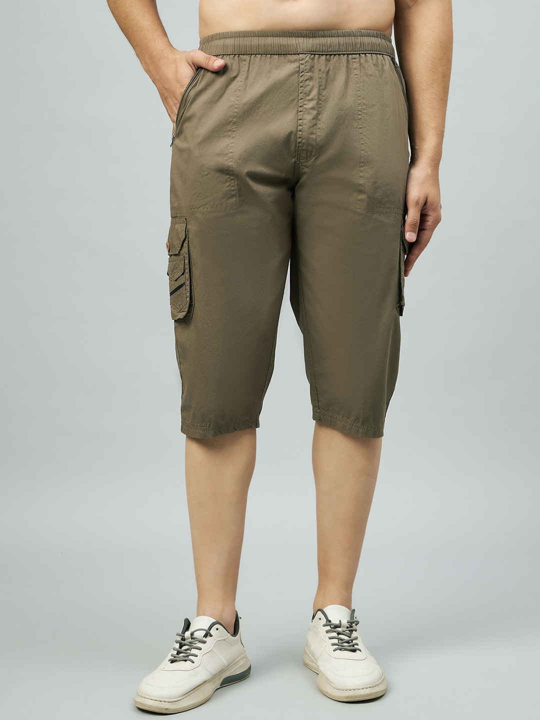 

STUDIO NEXX Men Loose Fit Pure Cotton Cargo Shorts, Green