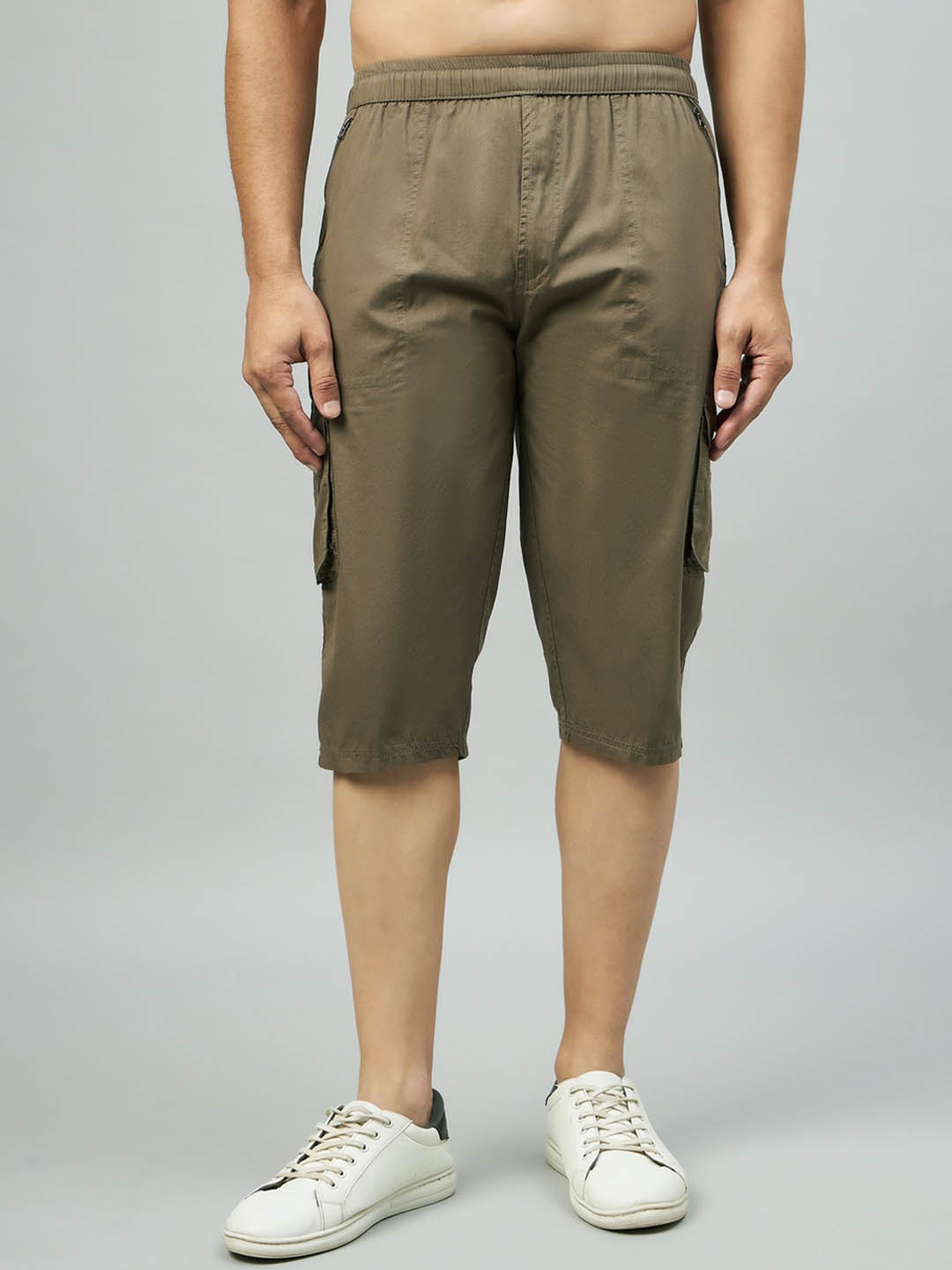 

STUDIO NEXX Men Loose Fit Pure Cotton Cargo Shorts, Green