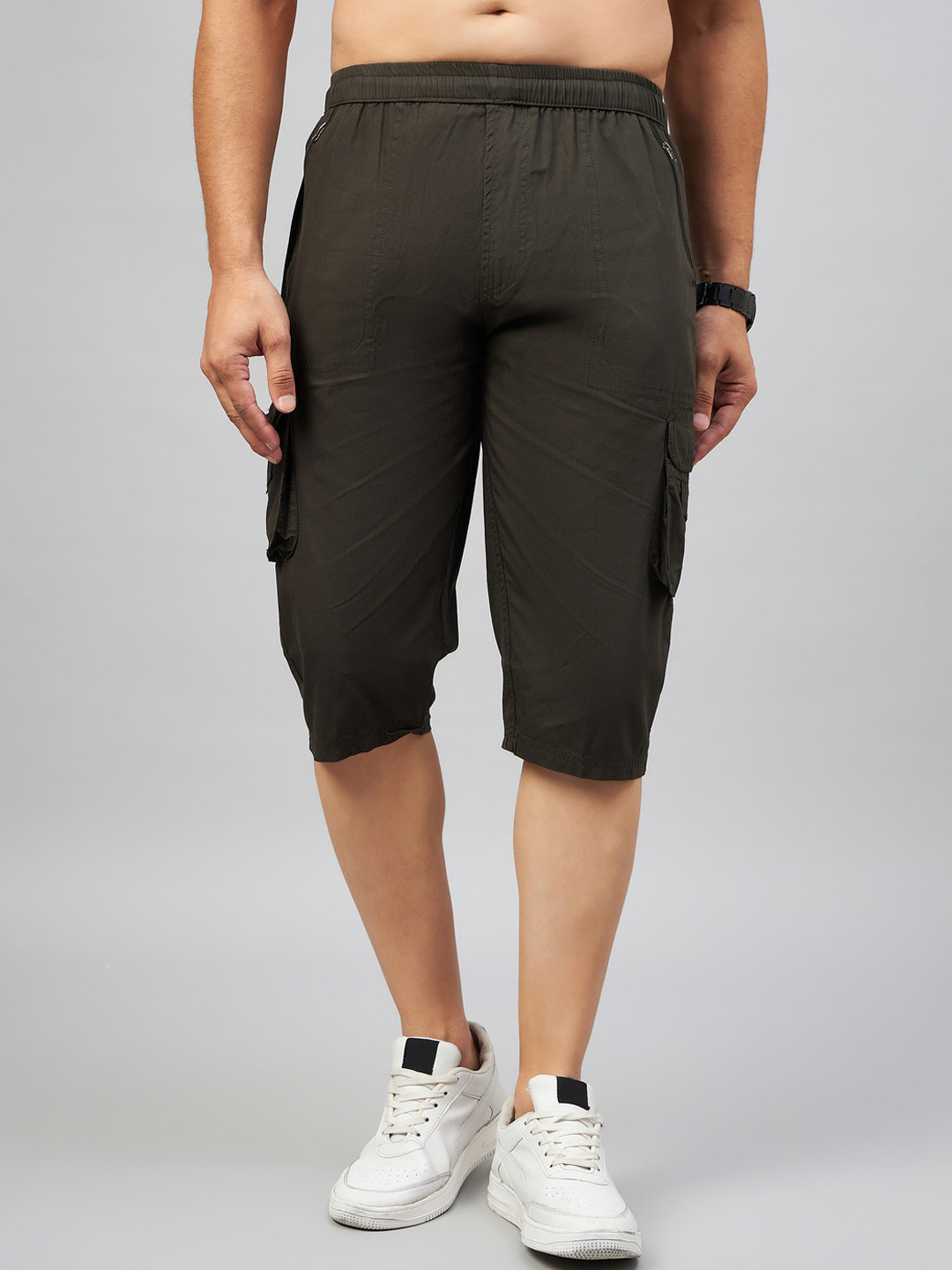 

STUDIO NEXX Men Loose Fit Mid-Rise Pure Cotton Cargo Shorts, Green