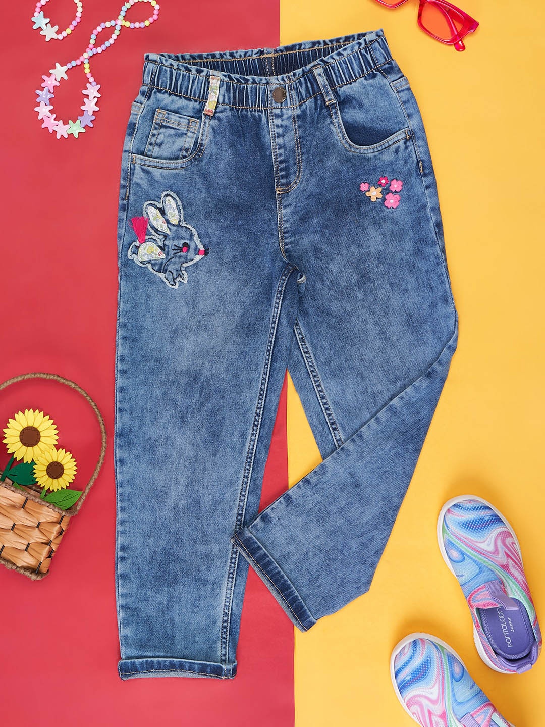 

Pantaloons Junior Girls Mid-Raise Embroidered Regular Fit Clean Look Heavy Fade Jeans, Blue